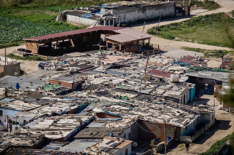 Featured image for article: Costa da Caparica Housing Conflict: Eviction Looms for Nine Families Amid Urban Renewal