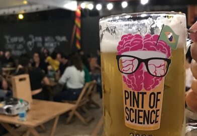 Cacilhas | Dois cientistas entram num bar e…
