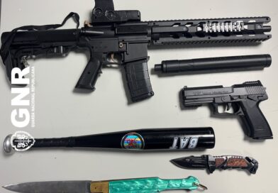Caparica | Detido por posse de armas proibidas